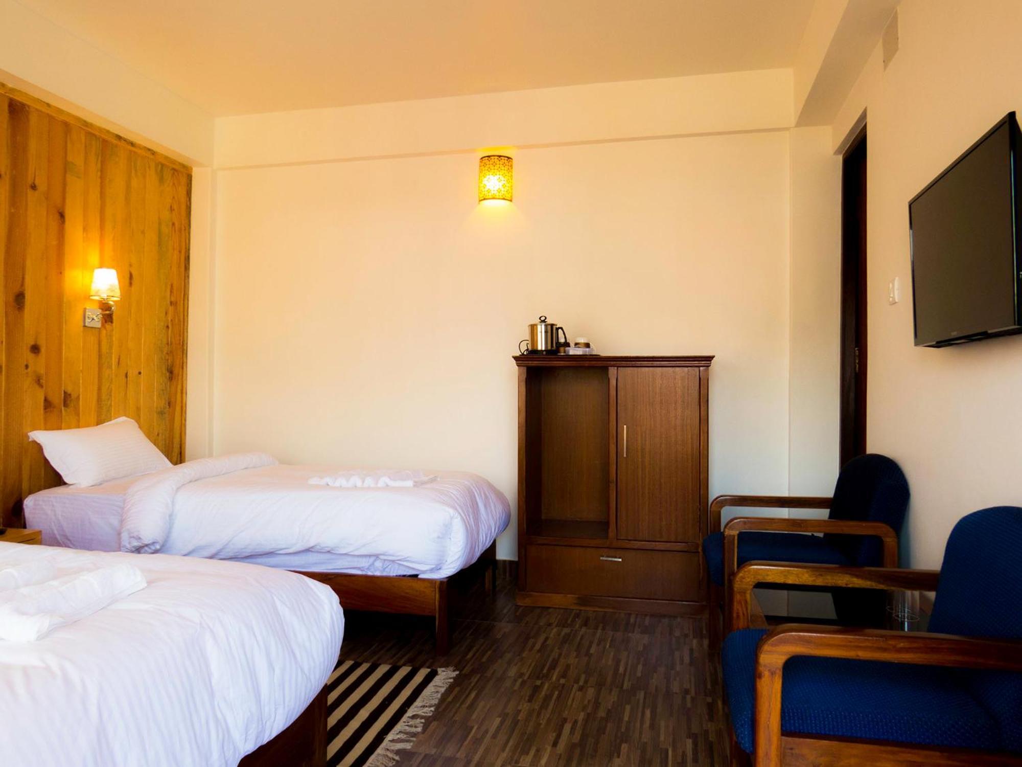 Tristar Hotel Pokhara Ngoại thất bức ảnh